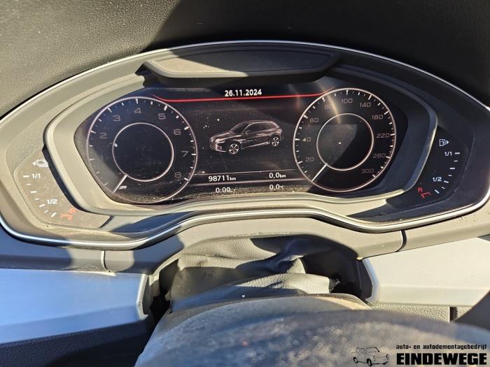 Audi Q5 2.0 50 TFSI e 16V Quattro Sloopvoertuig (2020, Zwart)