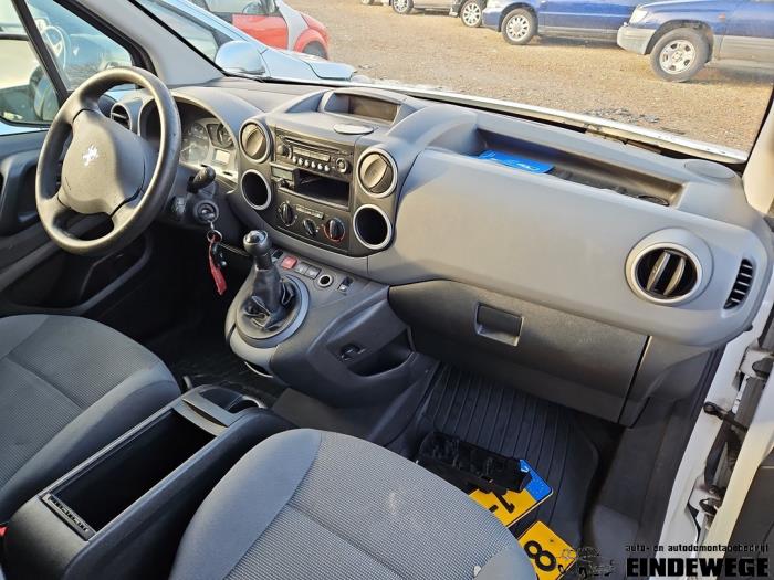 Peugeot Partner 1.6 HDI, BlueHDI 75 Sloopvoertuig (2012, Wit)