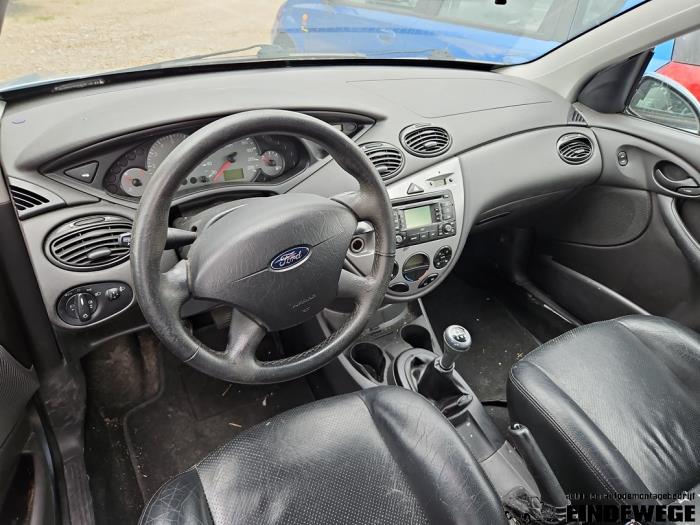 Ford Focus 1 1.6 16V Sloopvoertuig (2004, Grijs)