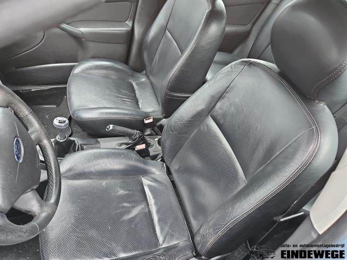 Ford Focus 1 1.6 16V Sloopvoertuig (2004, Grijs)