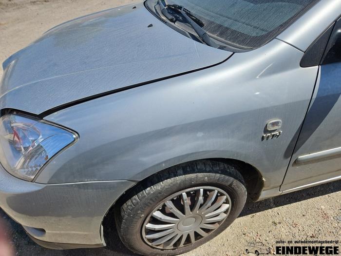 Toyota Corolla 1.4 16V VVT-i Sloopvoertuig (2002, Zilver)