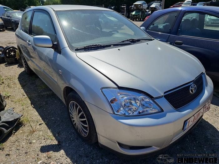 Toyota Corolla 1.4 16V VVT-i Sloopvoertuig (2002, Zilver)
