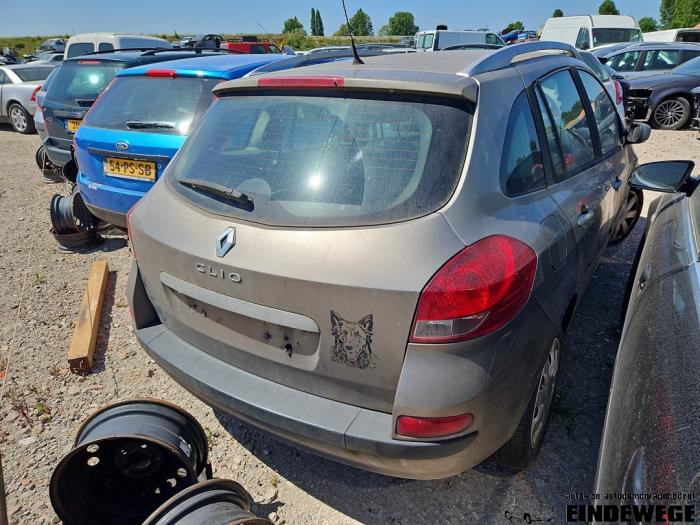 Renault Clio III Estate/Grandtour 1.5 dCi 70 Sloopvoertuig (2008, Beige)