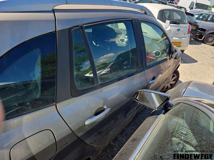 Renault Clio III Estate/Grandtour 1.5 dCi 70 Sloopvoertuig (2008, Beige)