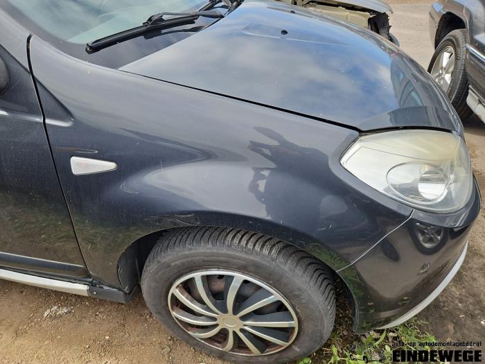 Dacia Sandero I 1.2 16V Sloopvoertuig (2010, Grijs)