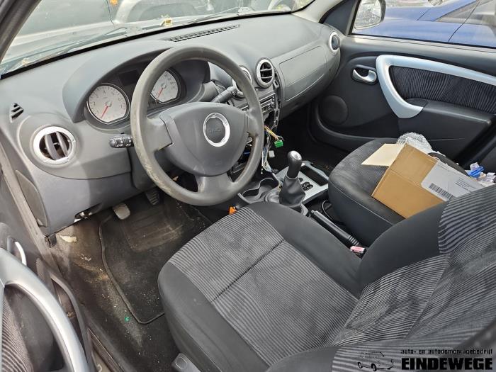 Dacia Sandero I 1.2 16V Sloopvoertuig (2010, Grijs)