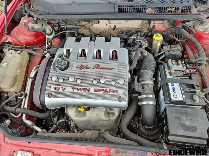 Alfa Romeo GT 1.8 Twin Spark 16V Sloopvoertuig (2005, Rood)