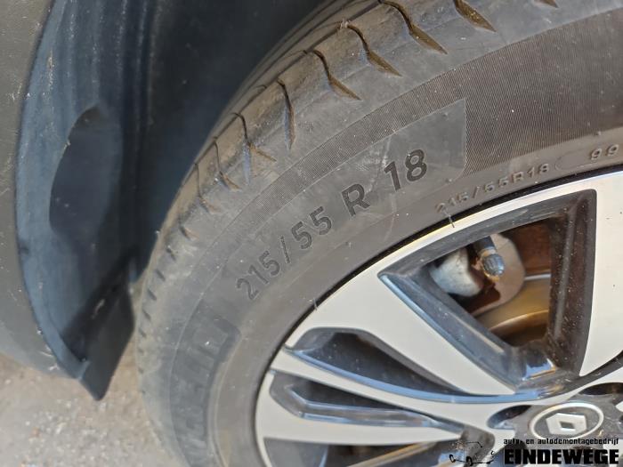 Renault Captur II 1.6 E-Tech 160 Sloopvoertuig (2021, Wit)