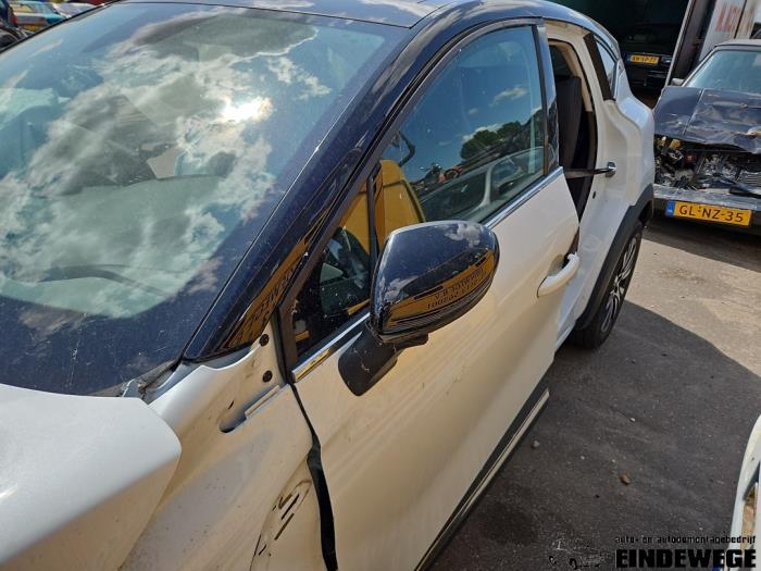 Renault Captur II 1.6 E-Tech 160 Sloopvoertuig (2021, Wit)