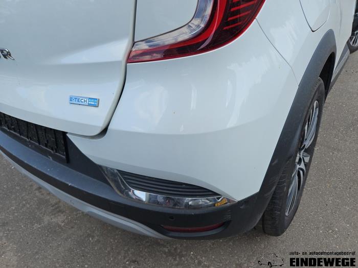 Renault Captur II 1.6 E-Tech 160 Sloopvoertuig (2021, Wit)