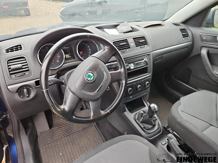 Skoda Yeti 1.2 TSI 16V Sloopvoertuig (2010, Blauw)