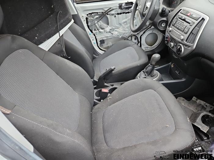 Hyundai i20 1.1 CRDi VGT 12V Sloopvoertuig (2014, Wit)