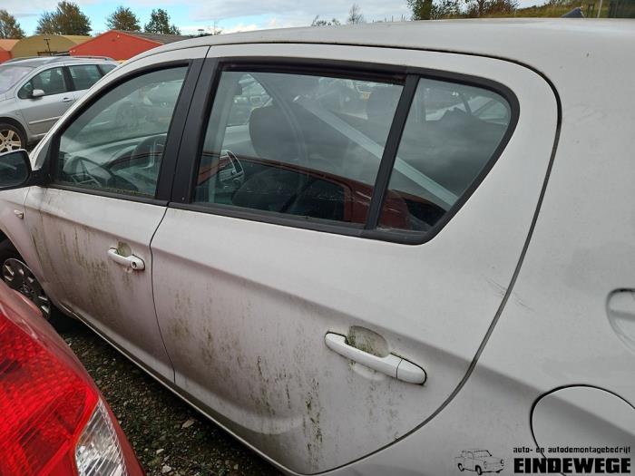 Hyundai i20 1.1 CRDi VGT 12V Sloopvoertuig (2014, Wit)