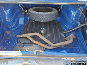 Audi 100 1.8 L,LS Sloopvoertuig (1973, Blauw)