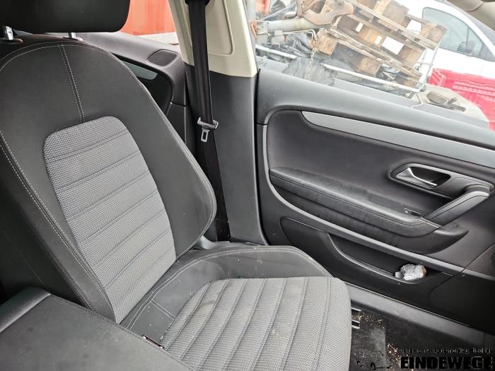 Volkswagen Passat 2.0 TDI 16V 140 Sloopvoertuig (2012, Grijs)