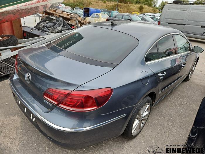 Volkswagen Passat 2.0 TDI 16V 140 Sloopvoertuig (2012, Grijs)