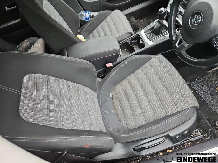 Volkswagen Passat 2.0 TDI 16V 140 Sloopvoertuig (2012, Grijs)