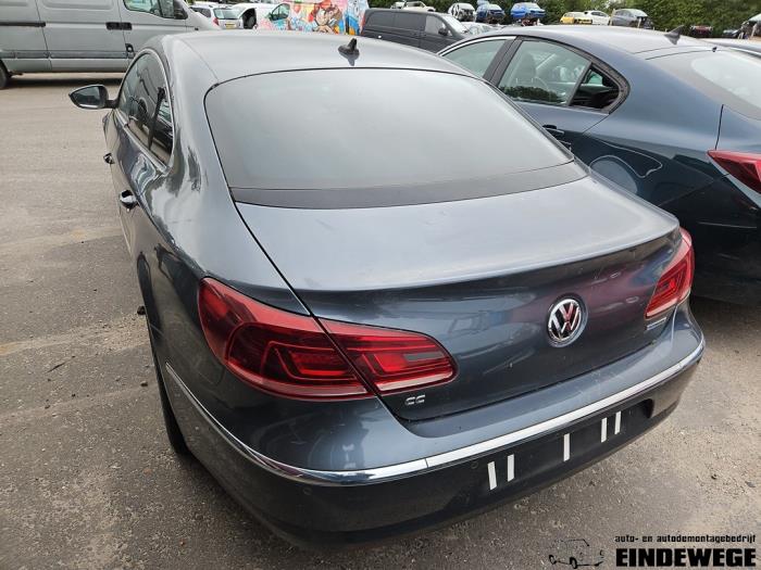Volkswagen Passat 2.0 TDI 16V 140 Sloopvoertuig (2012, Grijs)
