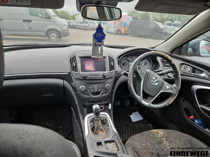 Opel Insignia 2.0 CDTI 16V 140 ecoFLEX Sloopvoertuig (2015, Groen)