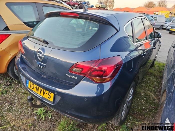 Opel Astra J 1.4 Turbo 16V Sloopvoertuig (2010, Blauw)