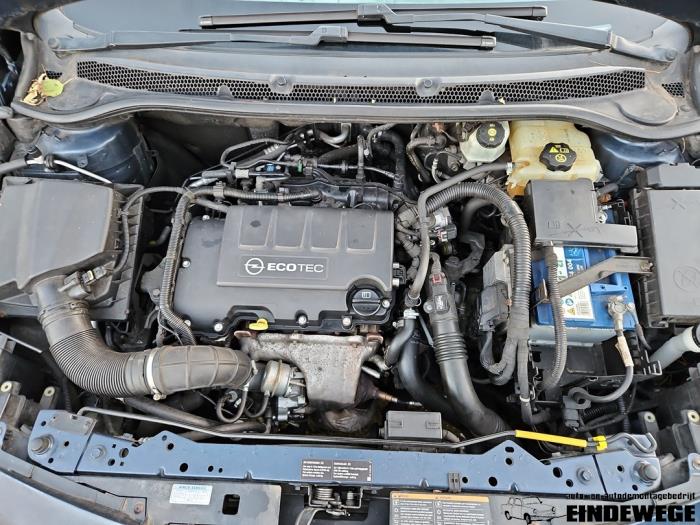 Opel Astra J 1.4 Turbo 16V Sloopvoertuig (2010, Blauw)