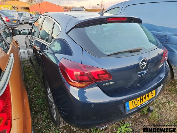 Opel Astra J 1.4 Turbo 16V Sloopvoertuig (2010, Blauw)