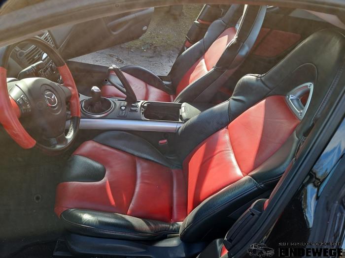 Mazda RX-8 1.3 Renesis Sloopvoertuig (2004, Zwart)