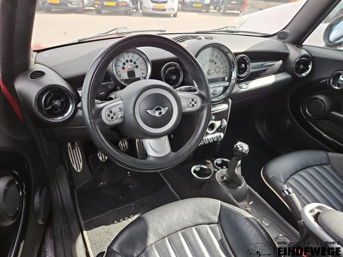 Mini Mini 1.6 16V Cooper S Sloopvoertuig (2007, Rood, Zwart)