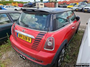 Mini Mini 1.6 16V Cooper S Sloopvoertuig (2007, Rood, Zwart)