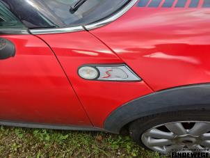 Mini Mini 1.6 16V Cooper S Sloopvoertuig (2007, Rood, Zwart)