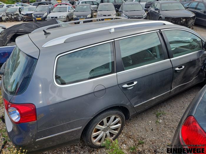 Volkswagen Passat Variant 3.2 FSI V6 32V 4Motion Sloopvoertuig (2006, Grijs)
