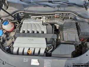 Volkswagen Passat Variant 3.2 FSI V6 32V 4Motion Sloopvoertuig (2006, Grijs)