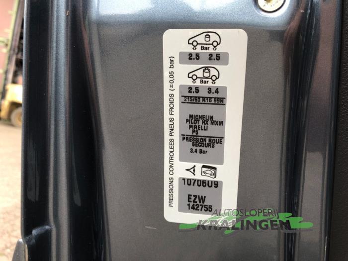 Peugeot 807 2.0 16V Sloopvoertuig (2006, Grijs)