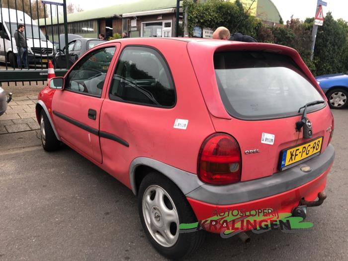 Opel Corsa B 1.2i 16V Sloopvoertuig (1998, Rood)