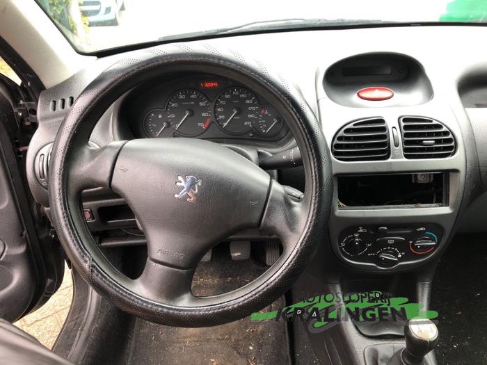 Peugeot 206 1.4 XR,XS,XT,Gentry Sloopvoertuig (2006, Zwart)