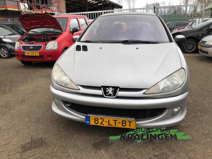 Peugeot 206 1.6 16V Sloopvoertuig (2003, Grijs)