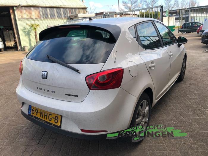 Seat Ibiza IV 1.2 TDI Ecomotive Schadevoertuig (2010, Wit)
