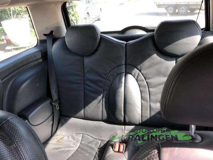 BMW Mini One/Cooper 1.6 16V Cooper Sloopvoertuig (2003, Zwart)