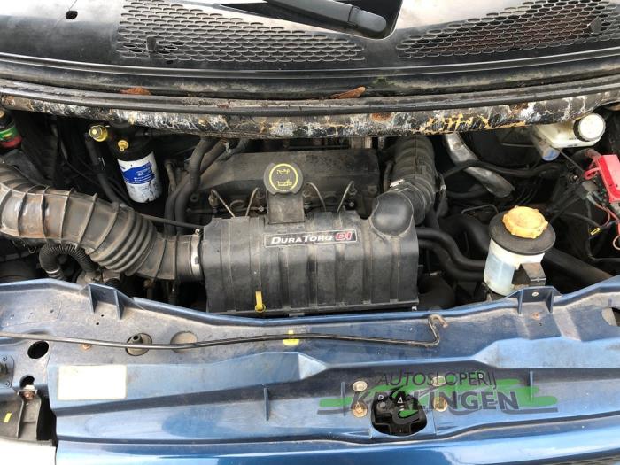 Ford Transit 2.0 TDdi 16V 260S Sloopvoertuig (2002, Blauw)