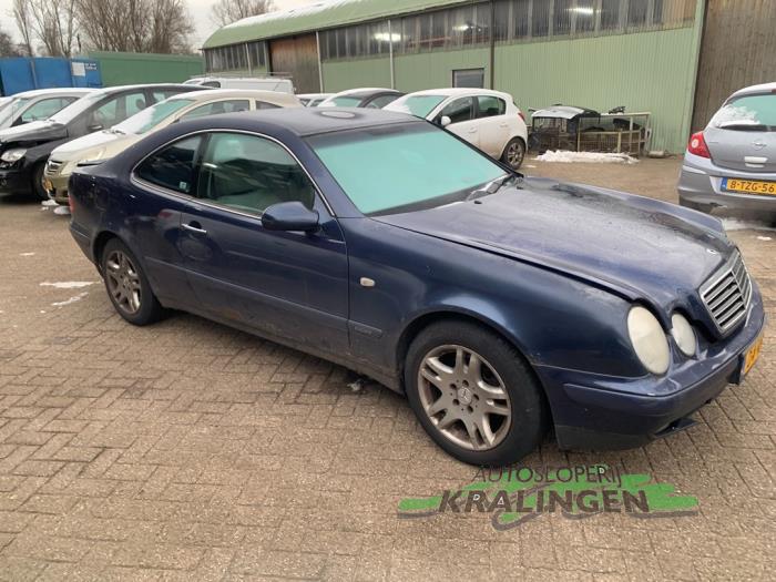 Mercedes CLK 2.0 200 16V Sloopvoertuig (1999, Blauw)