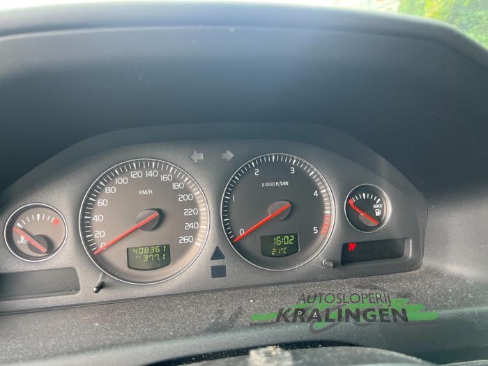 Volvo V70 2.4 D5 20V Sloopvoertuig (2006, Zwart)