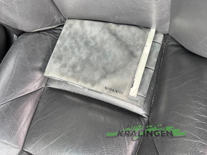 Volvo V70 2.4 D5 20V Sloopvoertuig (2006, Zwart)