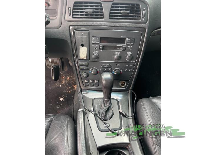 Volvo V70 2.4 D5 20V Sloopvoertuig (2006, Zwart)