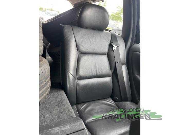 Volvo V70 2.4 D5 20V Sloopvoertuig (2006, Zwart)