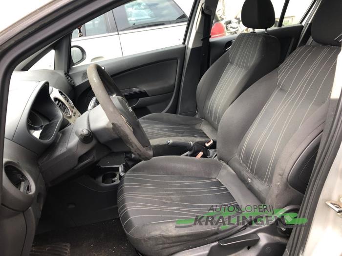 Opel Corsa D 1.2 16V Sloopvoertuig (2008, Grijs)