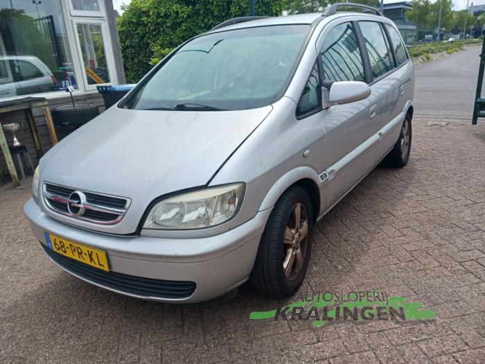 Opel Zafira 2.2 16V Sloopvoertuig (2004, Grijs)
