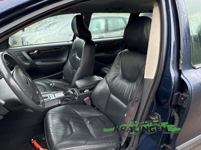 Volvo V70 2.4 T 20V Sloopvoertuig (2000, Blauw)