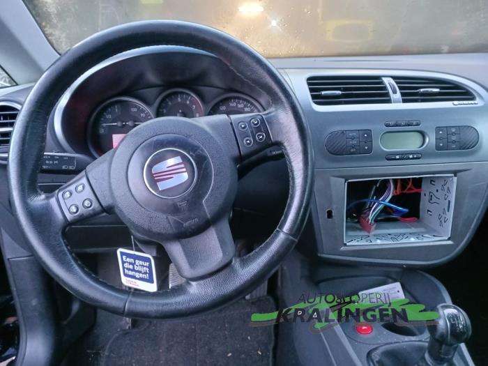 Seat Leon 2.0 FSI 16V Sloopvoertuig (2006, Blauw)