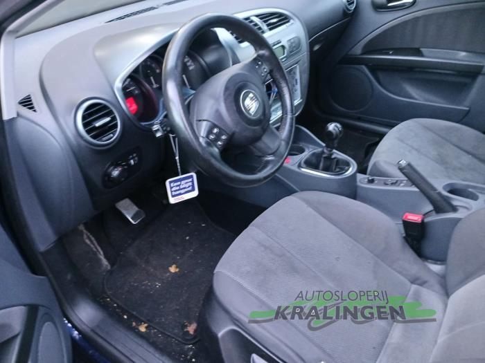 Seat Leon 2.0 FSI 16V Sloopvoertuig (2006, Blauw)