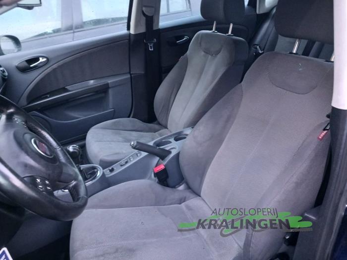 Seat Leon 2.0 FSI 16V Sloopvoertuig (2006, Blauw)